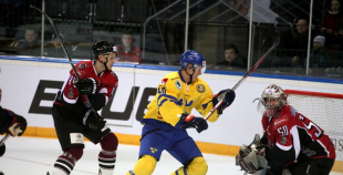 2013 EHC: Latvija - Zviedrija 1:2
