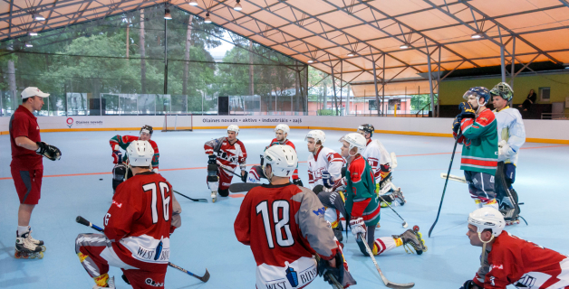 Latvijas inline hokeja izlase aizvada pirmo treniņu 